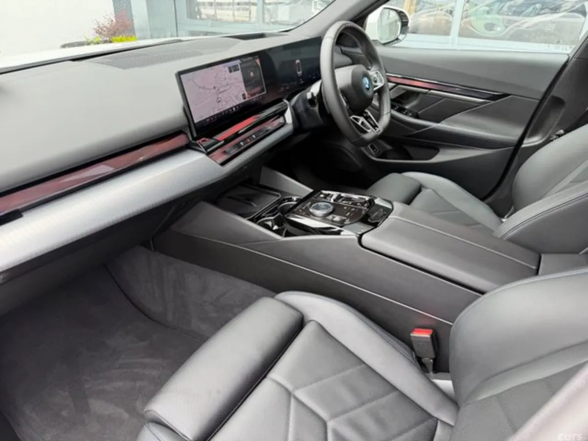 BMW 5-Series Saloon, Petrol Plug-in Hybrid, 2025, White