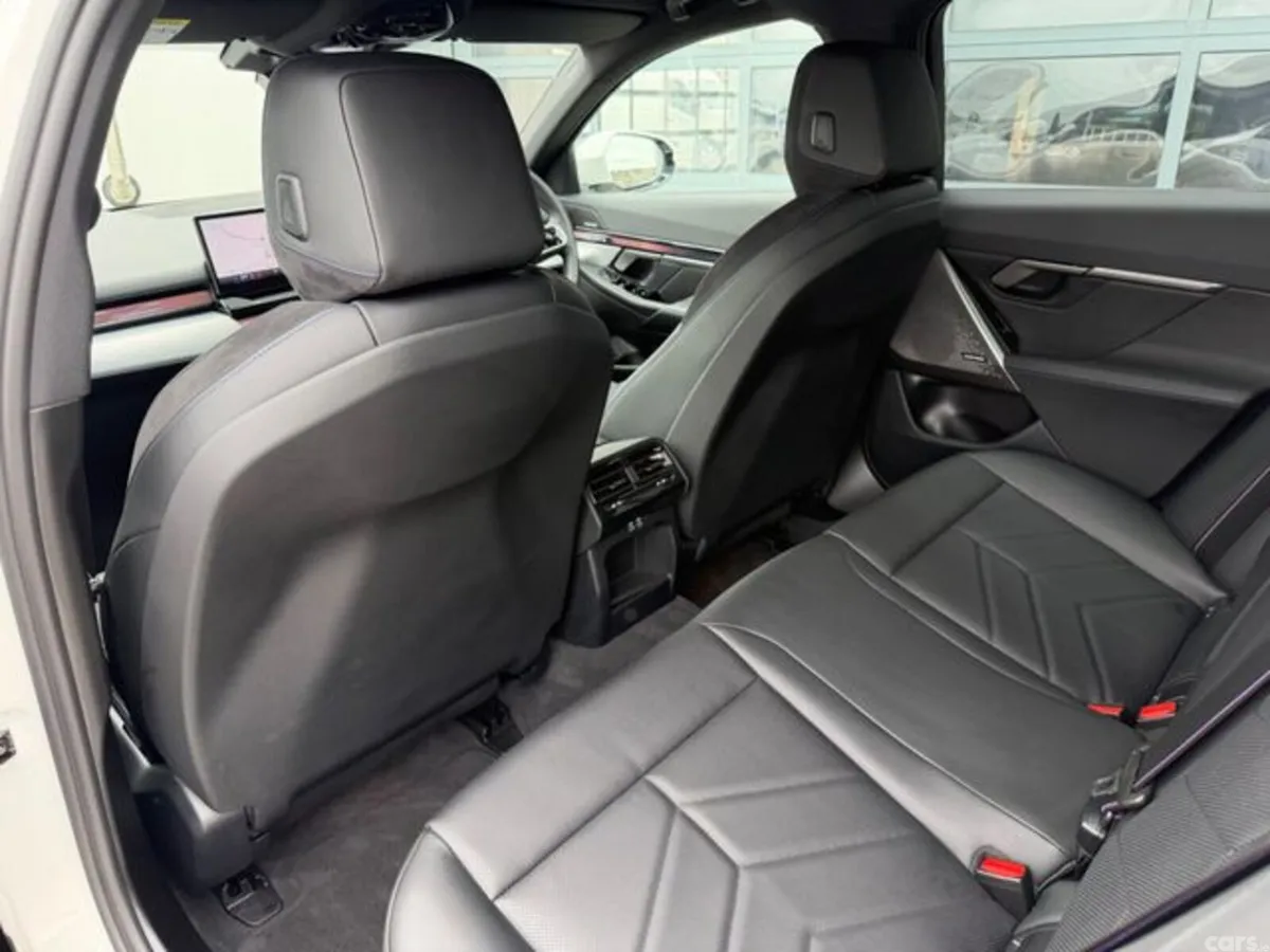 BMW 5-Series Saloon, Petrol Plug-in Hybrid, 2025, White