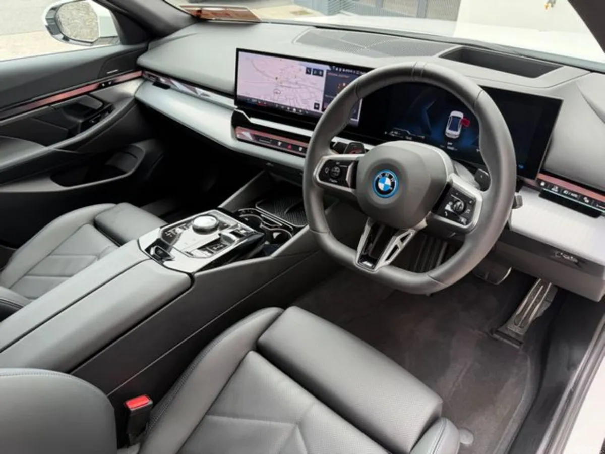 BMW 5-Series Saloon, Petrol Plug-in Hybrid, 2025, White