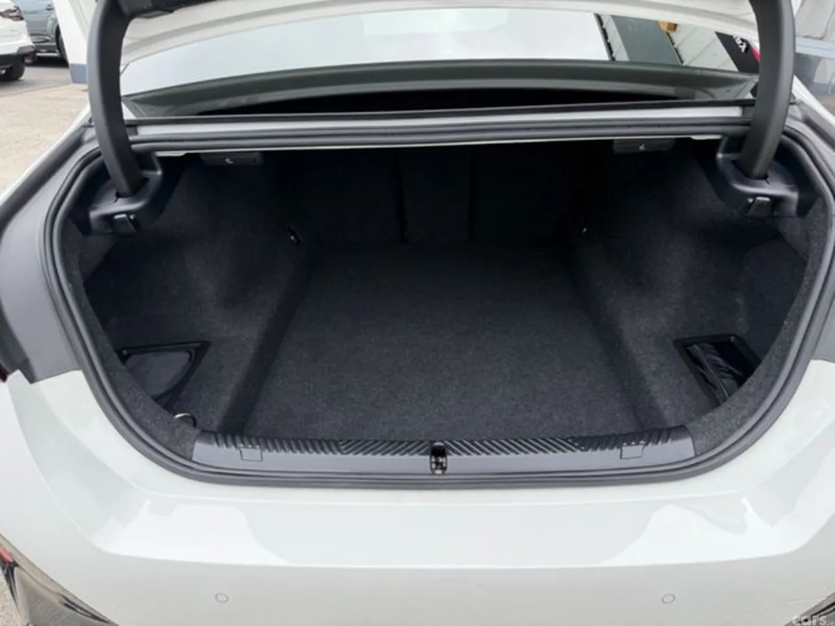 BMW 5-Series Saloon, Petrol Plug-in Hybrid, 2025, White