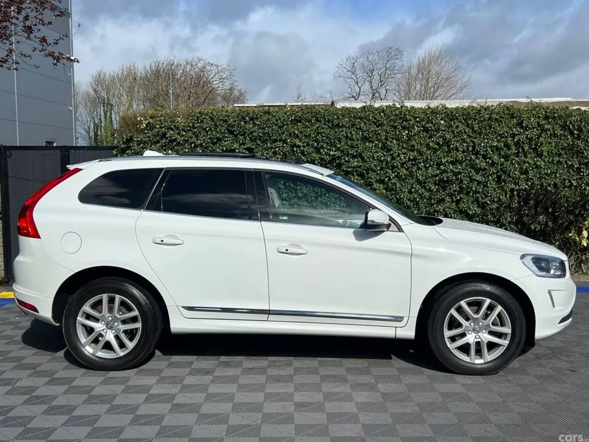 Volvo XC60 SUV, Diesel, 2017, White