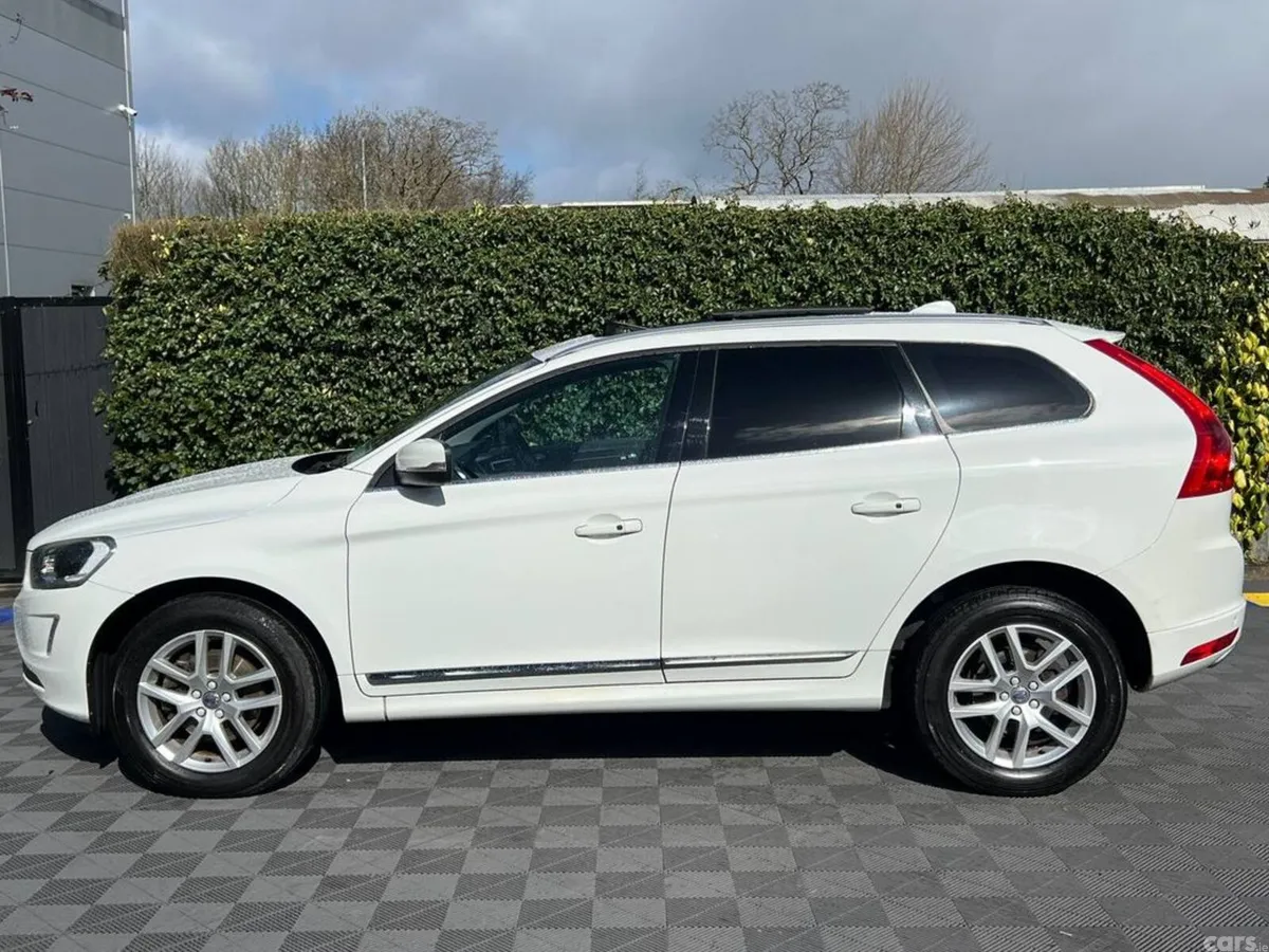 Volvo XC60 SUV, Diesel, 2017, White