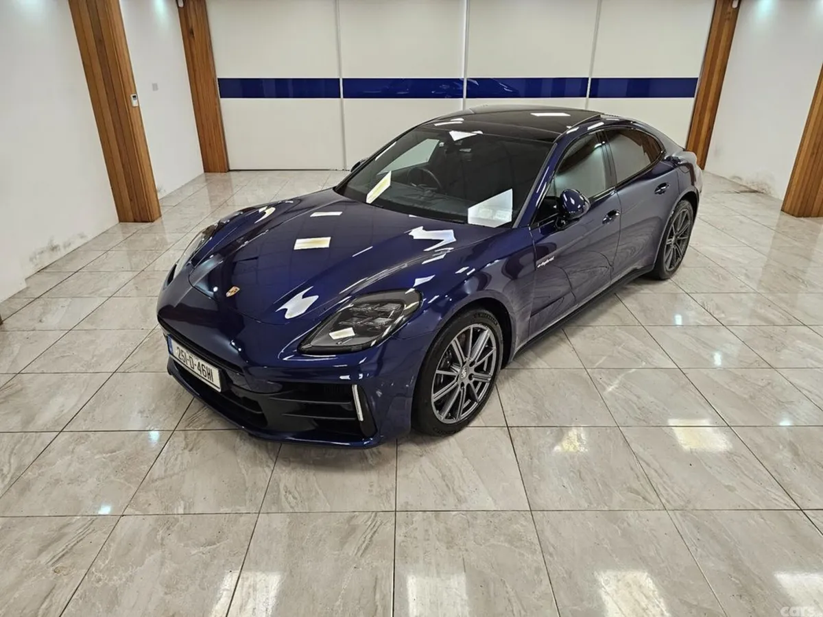 Porsche Panamera Hatchback, Petrol Plug-in Hybrid, 2025, Blue