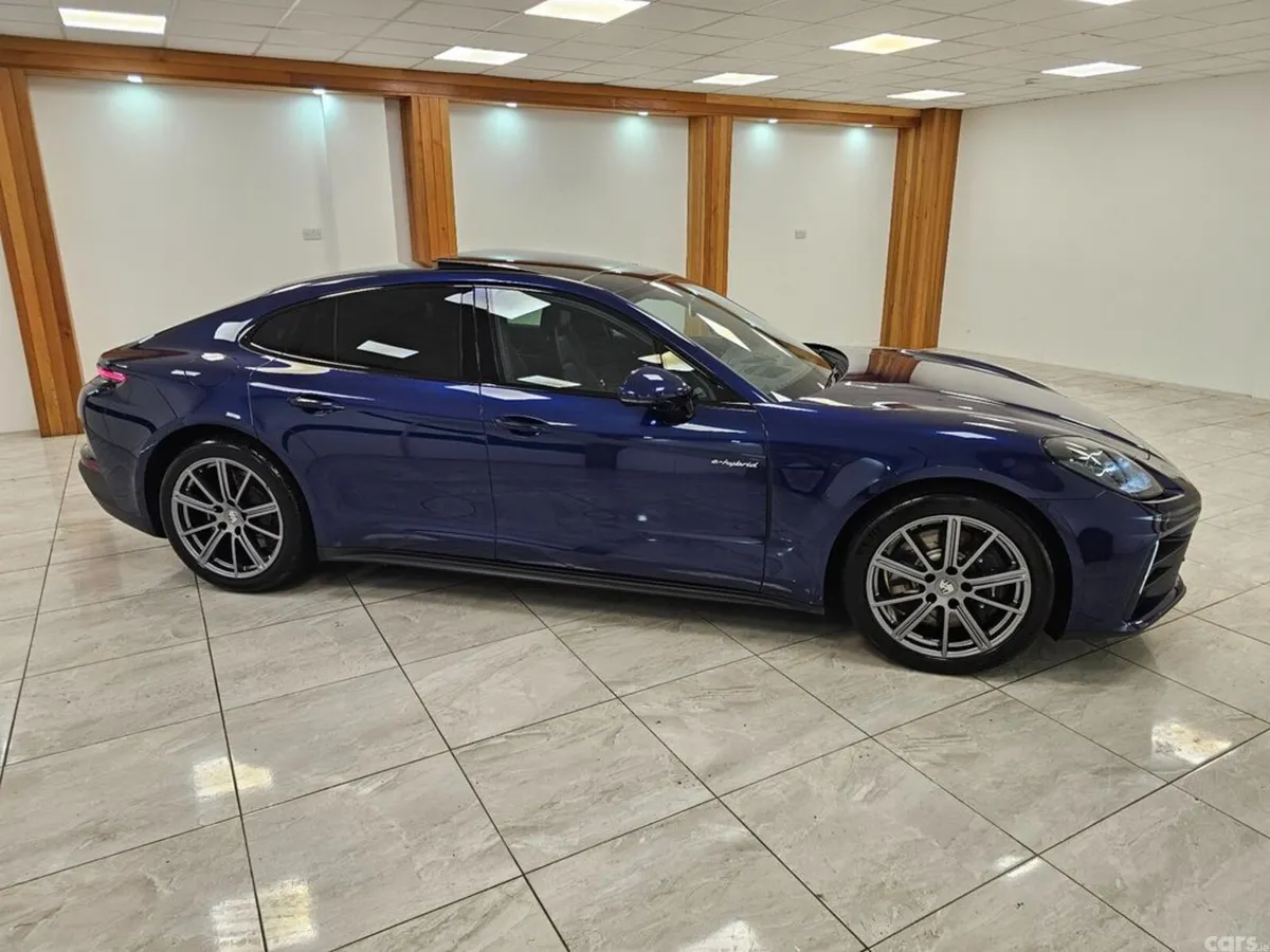 Porsche Panamera Hatchback, Petrol Plug-in Hybrid, 2025, Blue