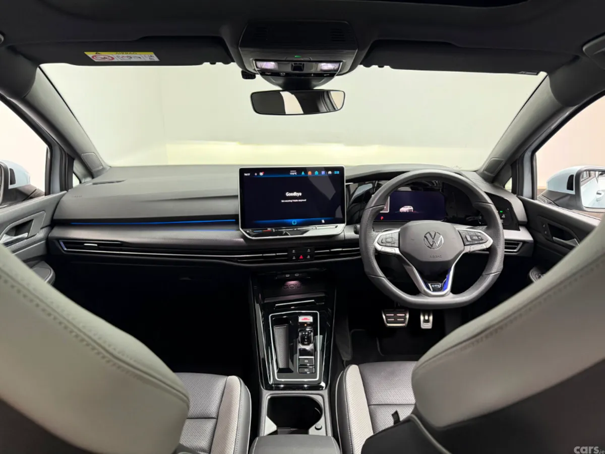 Volkswagen Golf Hatchback, Petrol Plug-in Hybrid, 2025, Blue