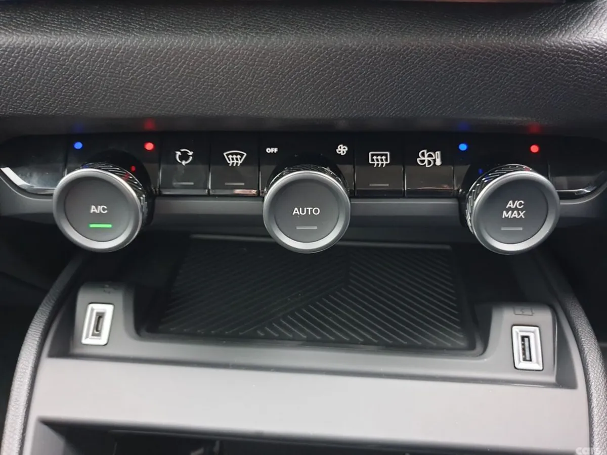 Citroen C4 Hatchback, Petrol Hybrid, 2027, Grey