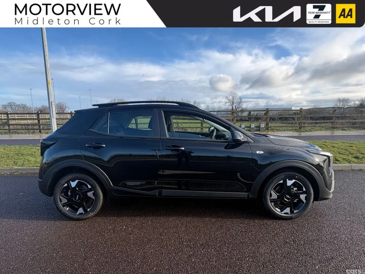 Kia Stonic Hatchback, Petrol, 2027, Black