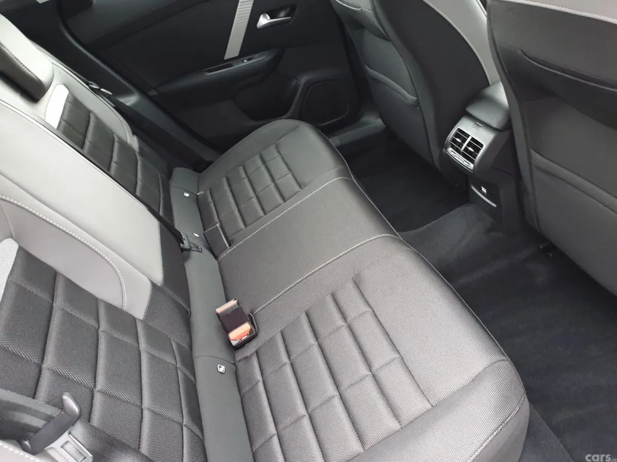 Citroen C4 Hatchback, Petrol Hybrid, 2027, Grey
