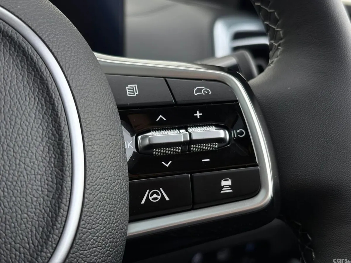 Kia Sorento SUV, Petrol Plug-in Hybrid, 2027, White