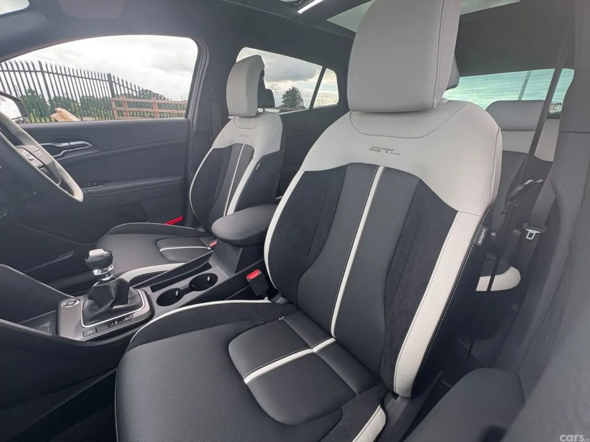 Kia Sportage SUV, Diesel, 2027, Grey