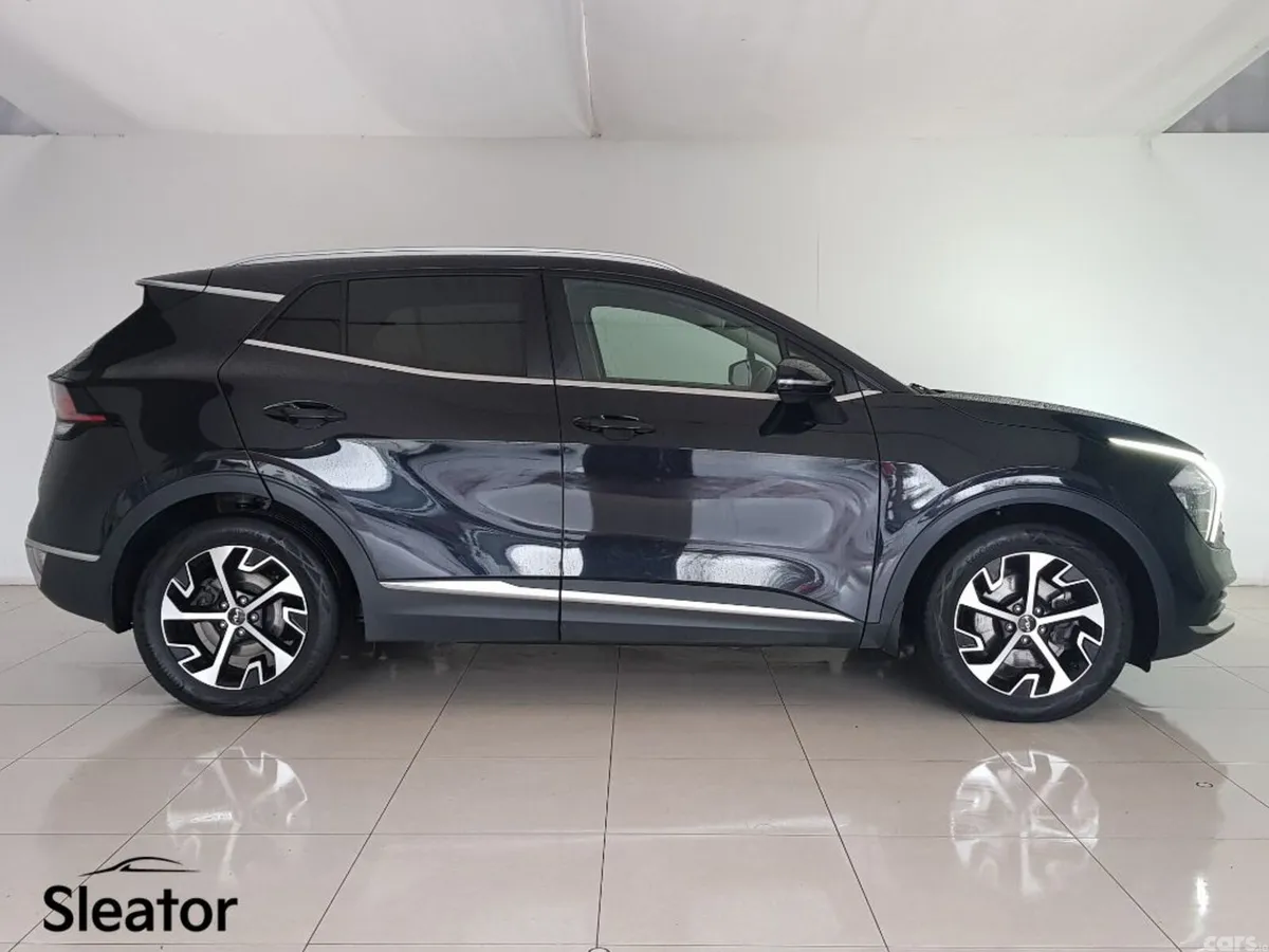 Kia Sportage MPV, Diesel, 2025, Black