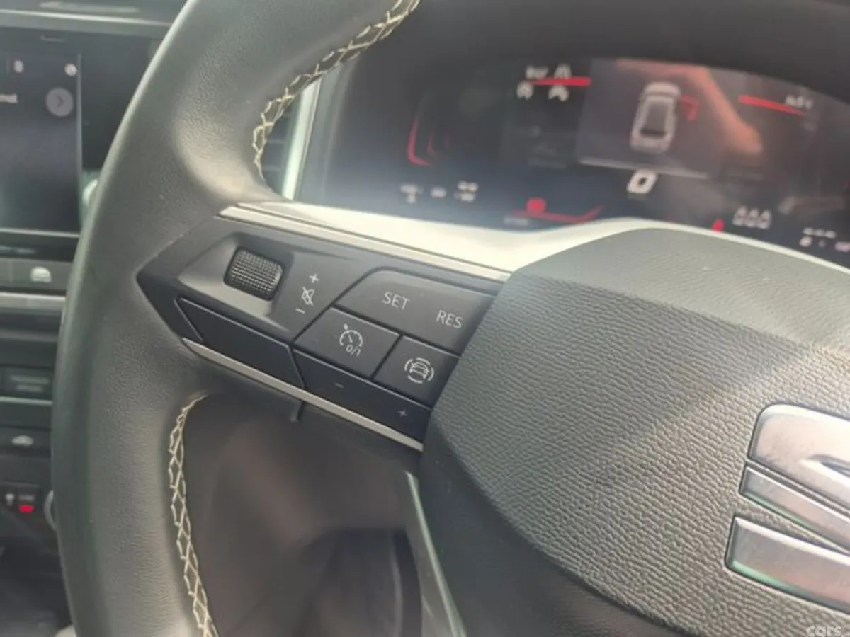 SEAT Ateca MPV, Petrol, 2023, Grey
