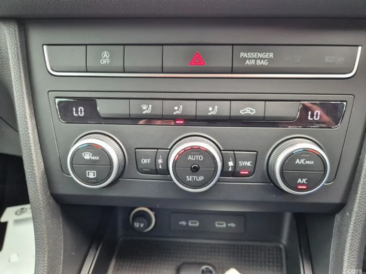 SEAT Ateca MPV, Petrol, 2023, Grey