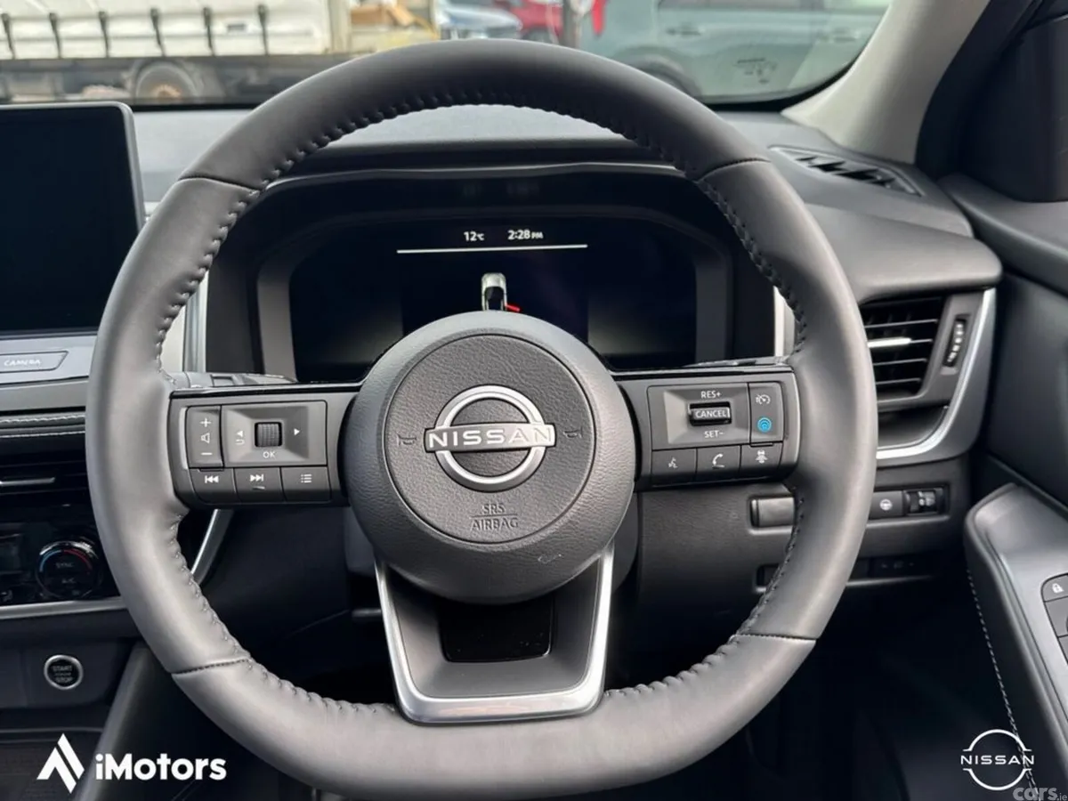 Nissan Qashqai SUV, Petrol, 2027, Green