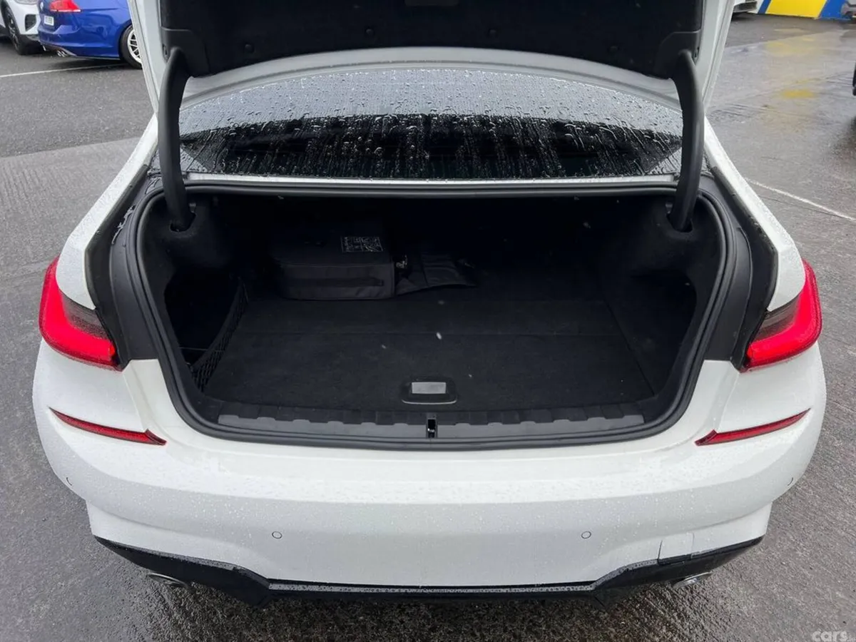 BMW 3-Series Saloon, Petrol Plug-in Hybrid, 2021, White