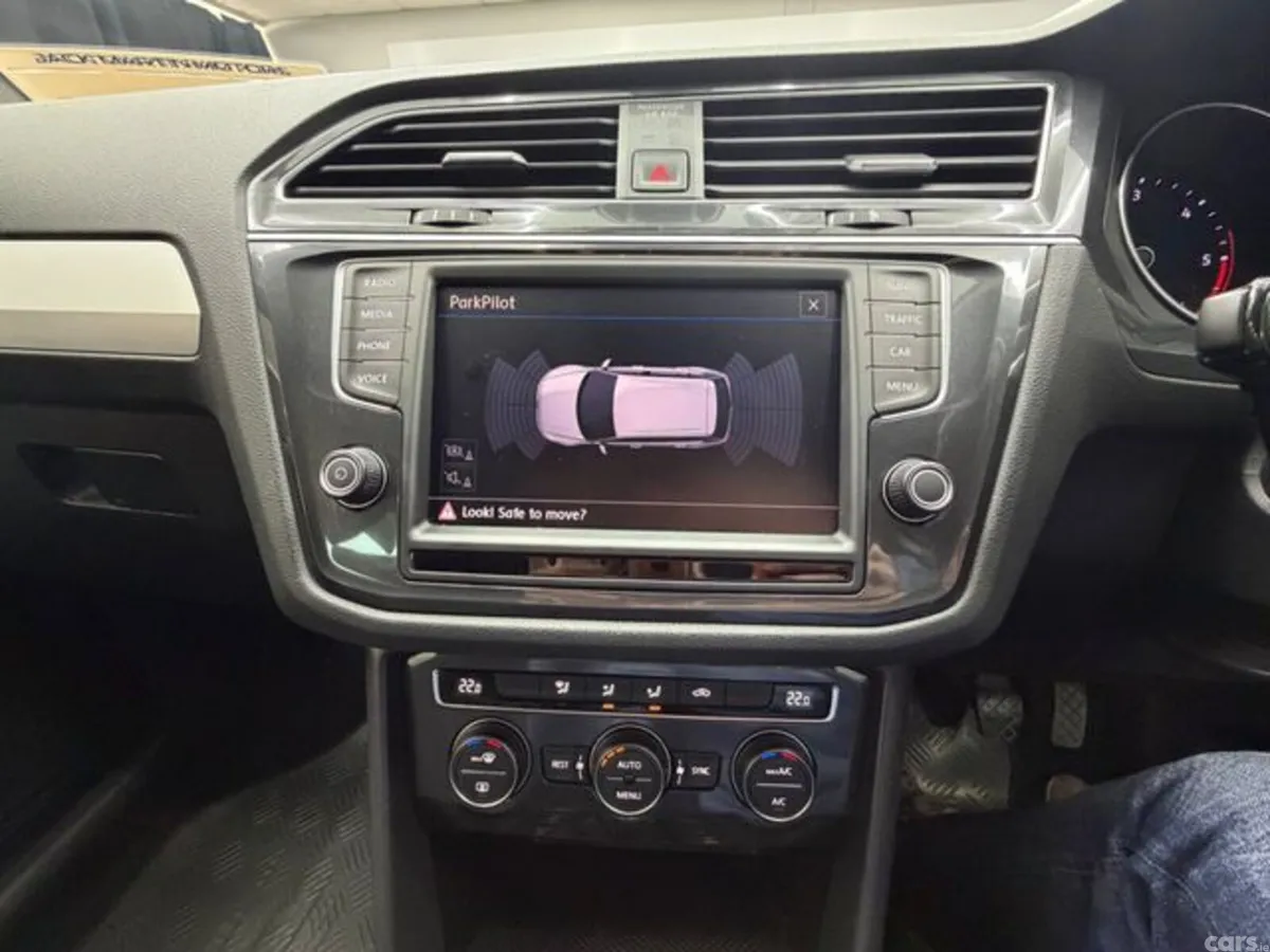 Volkswagen Tiguan Estate, Diesel, 2017, White