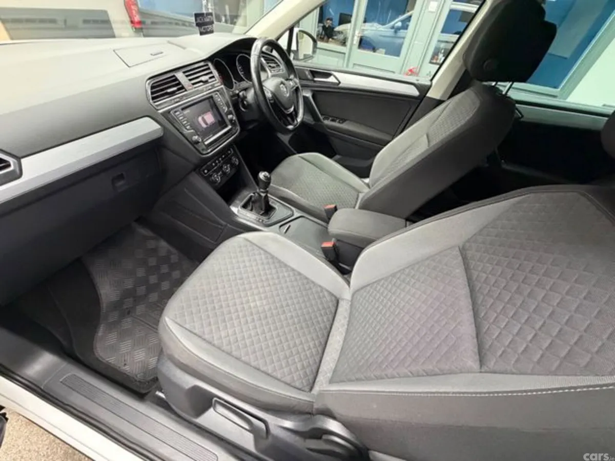 Volkswagen Tiguan Estate, Diesel, 2017, White