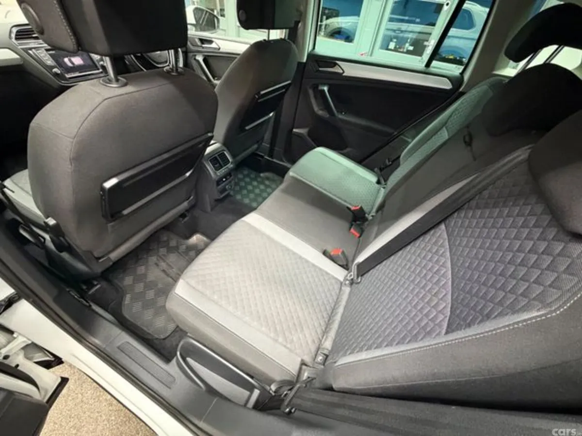 Volkswagen Tiguan Estate, Diesel, 2017, White