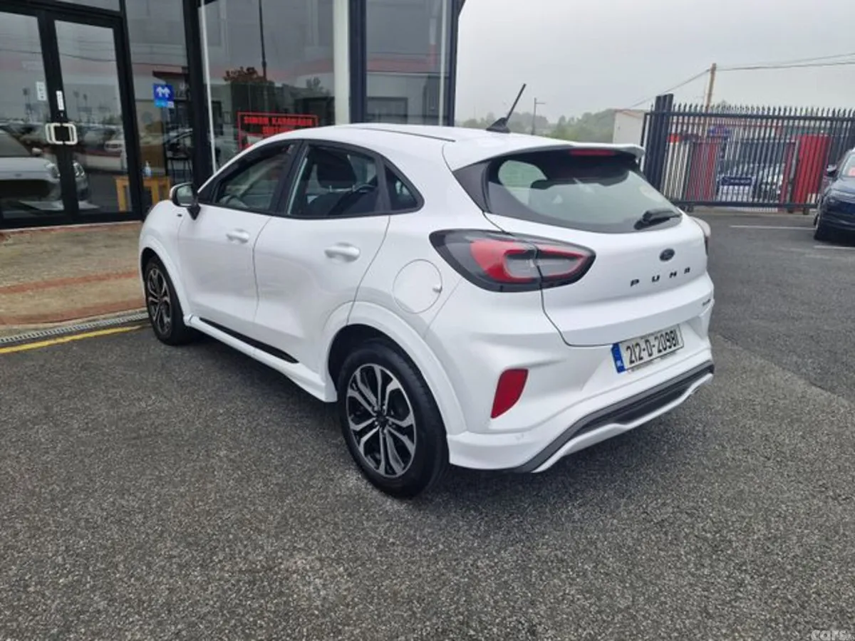 Ford Puma MPV, Petrol Hybrid, 2021, White
