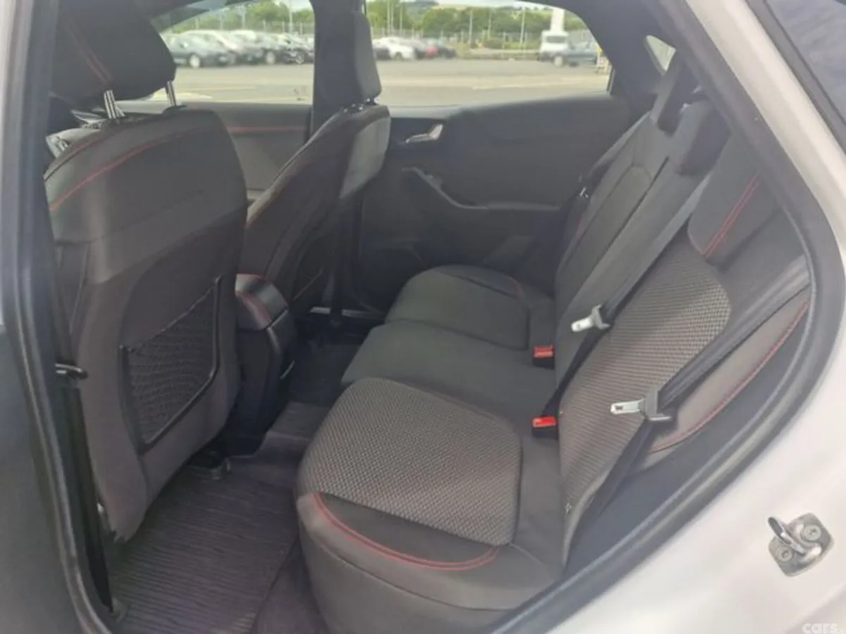 Ford Puma MPV, Petrol Hybrid, 2021, White