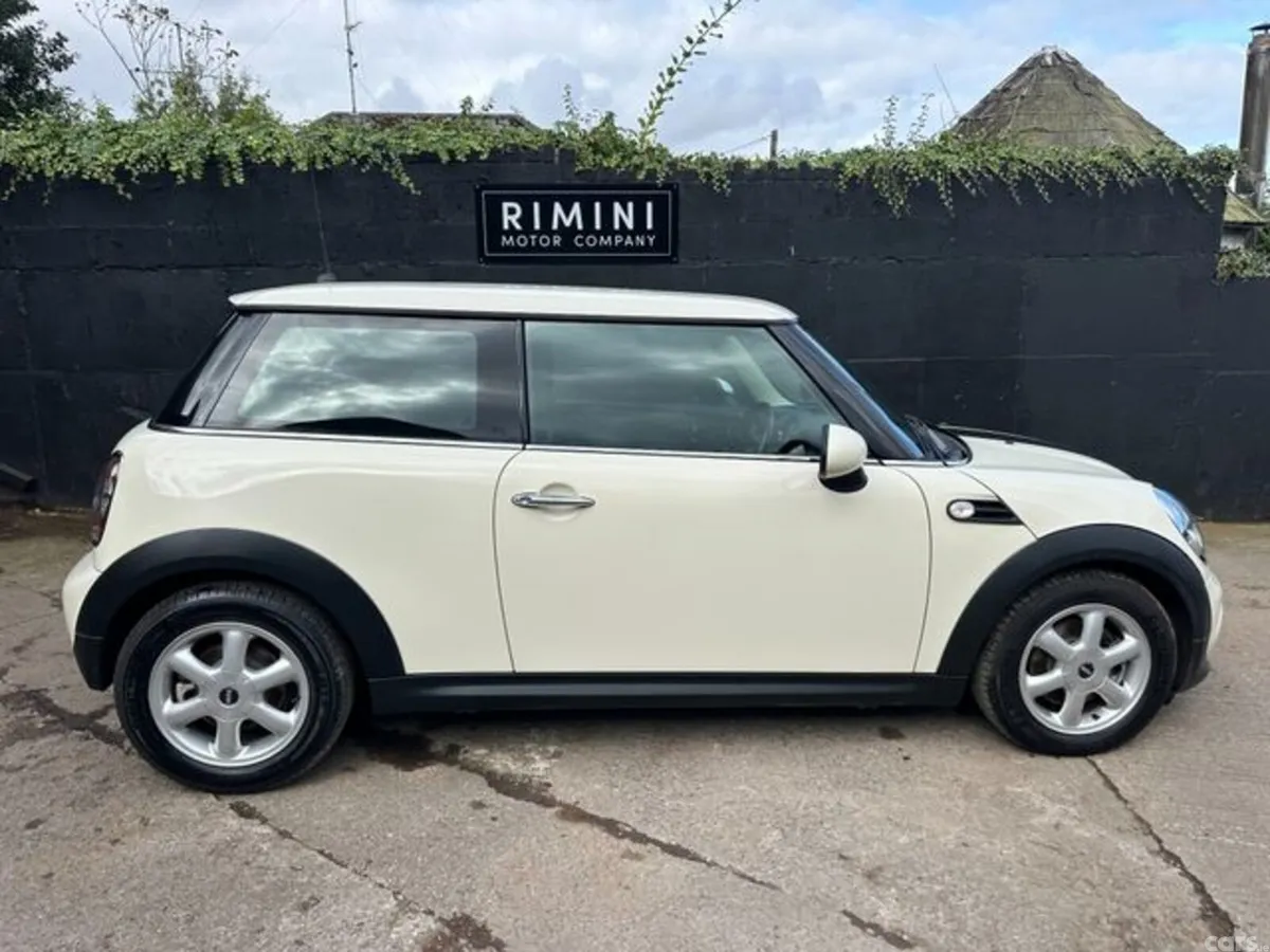 Mini Cooper Hatchback, Petrol, 2012, White