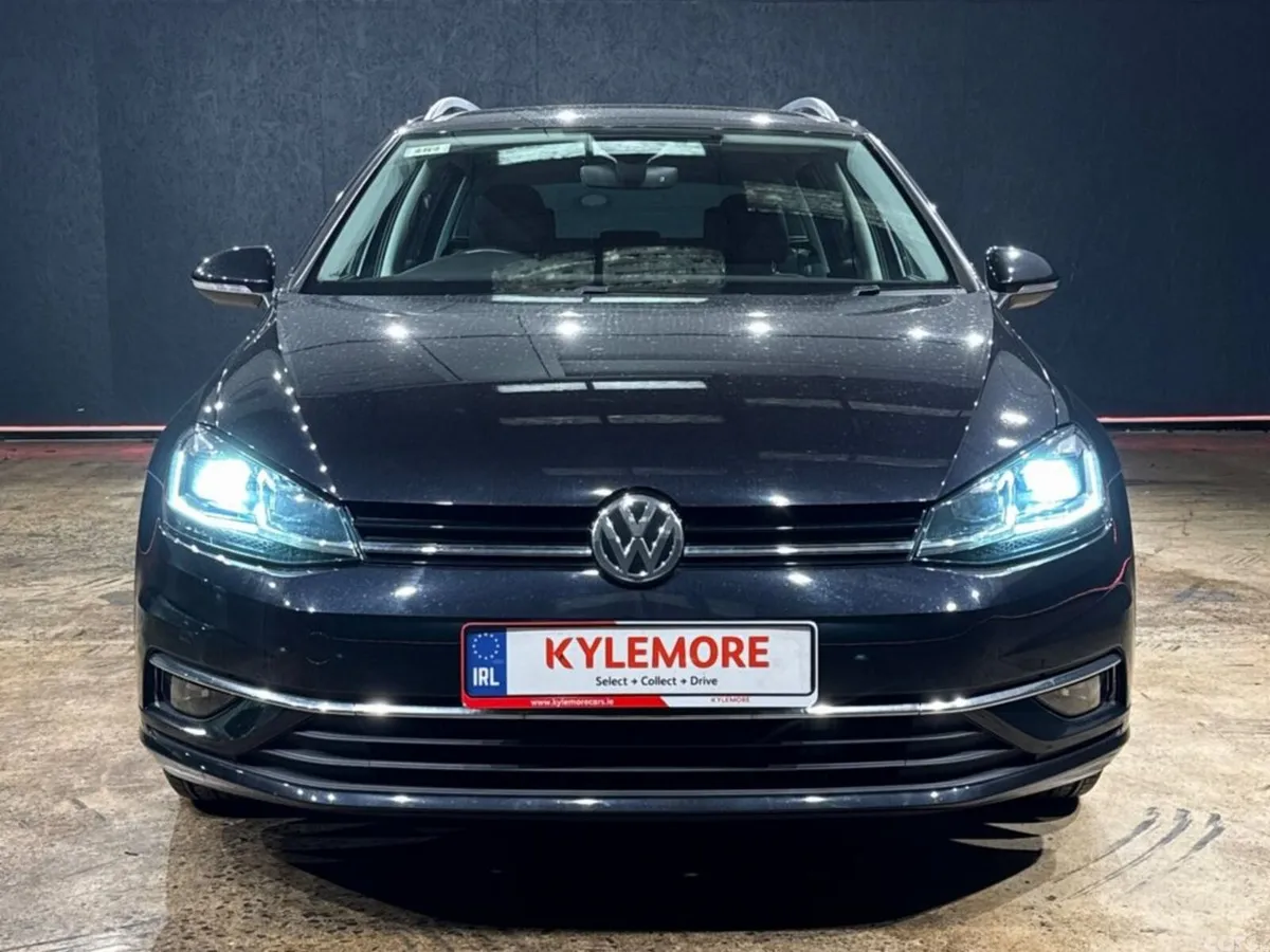 Volkswagen Golf Estate, Petrol, 2019, Black