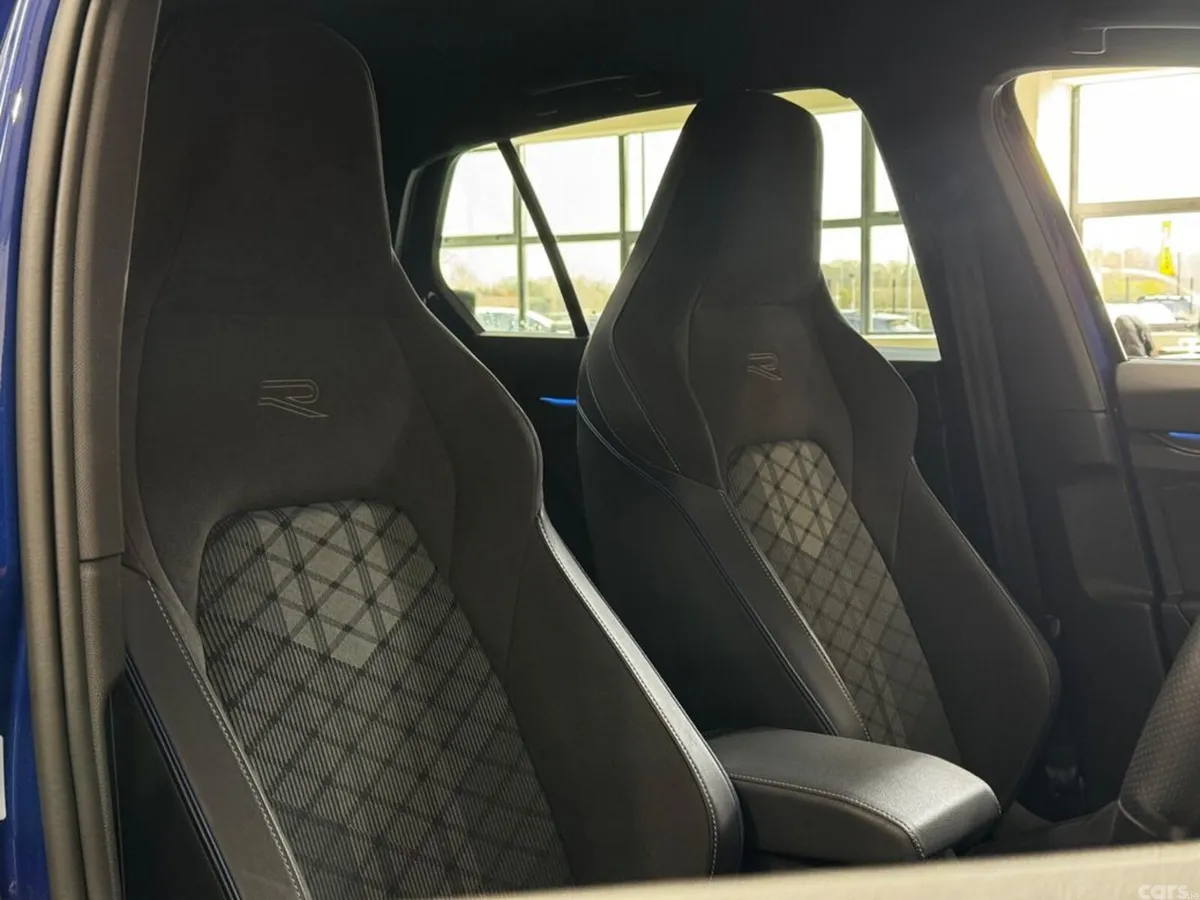 Volkswagen Golf Estate, Diesel, 2024, Blue