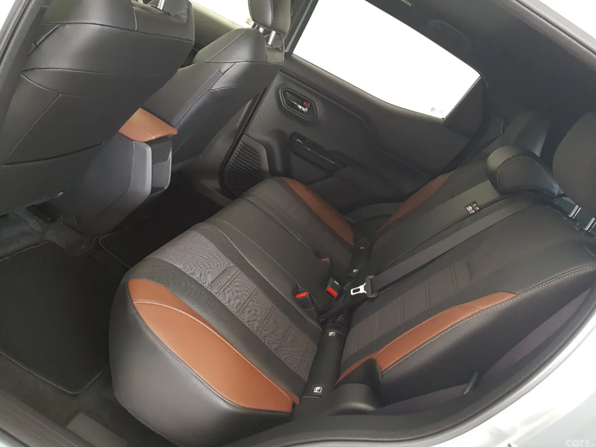 Suzuki Vitara SUV, Electric, 2027, Silver
