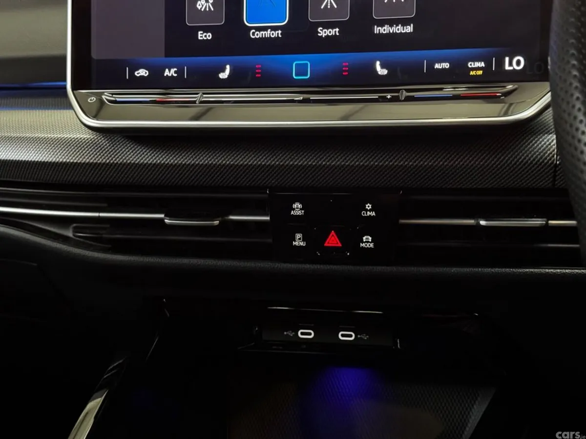 Volkswagen Golf Estate, Diesel, 2024, Blue