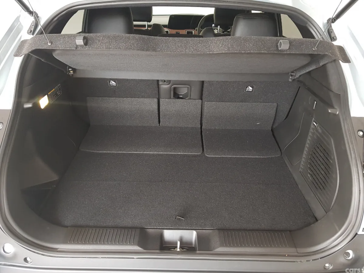 Suzuki Vitara SUV, Electric, 2027, Silver
