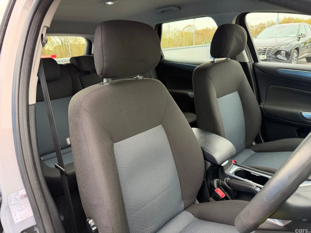 Ford Mondeo Estate, Diesel, 2012, Grey