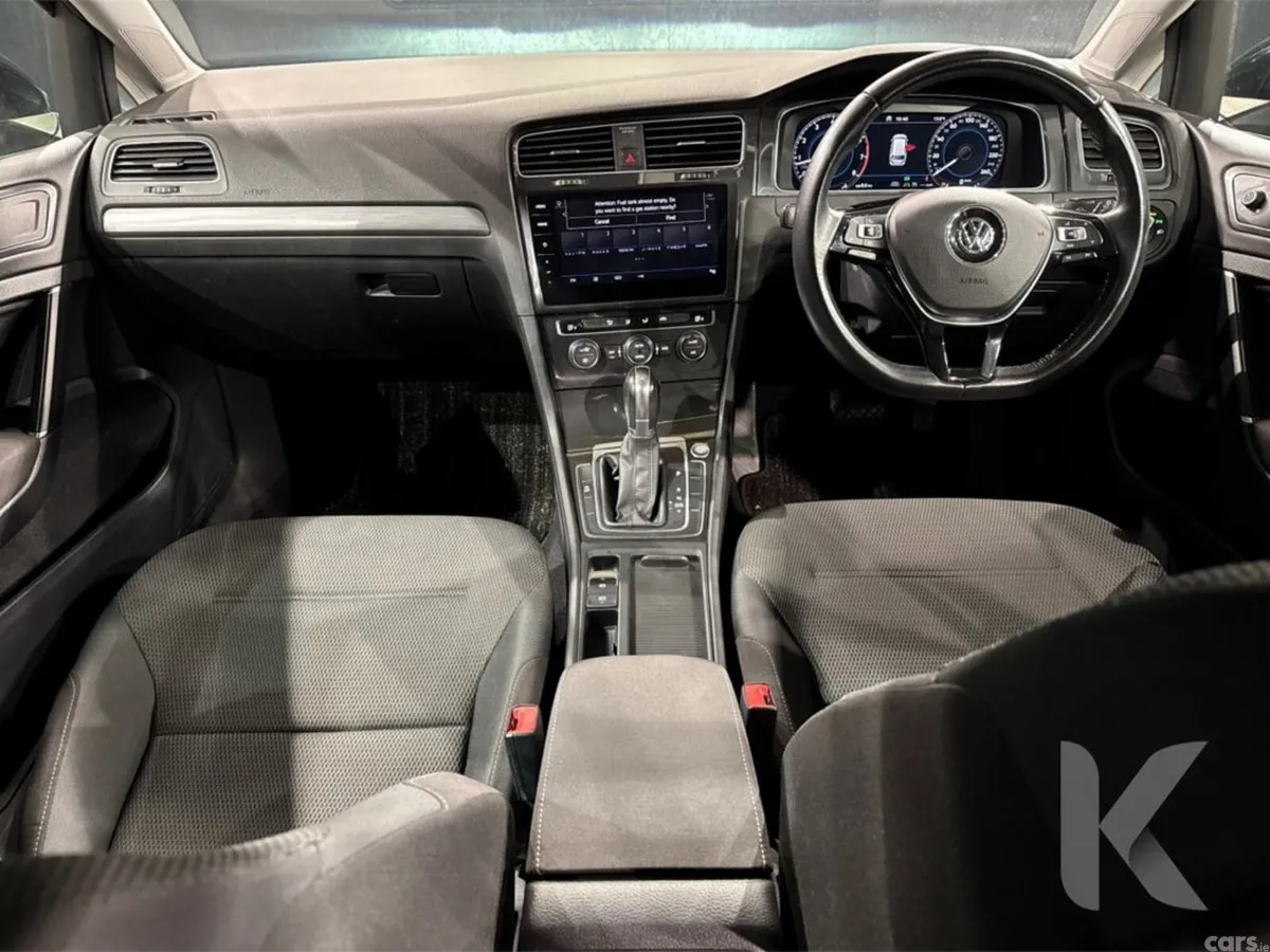 Volkswagen Golf Estate, Petrol, 2019, Black