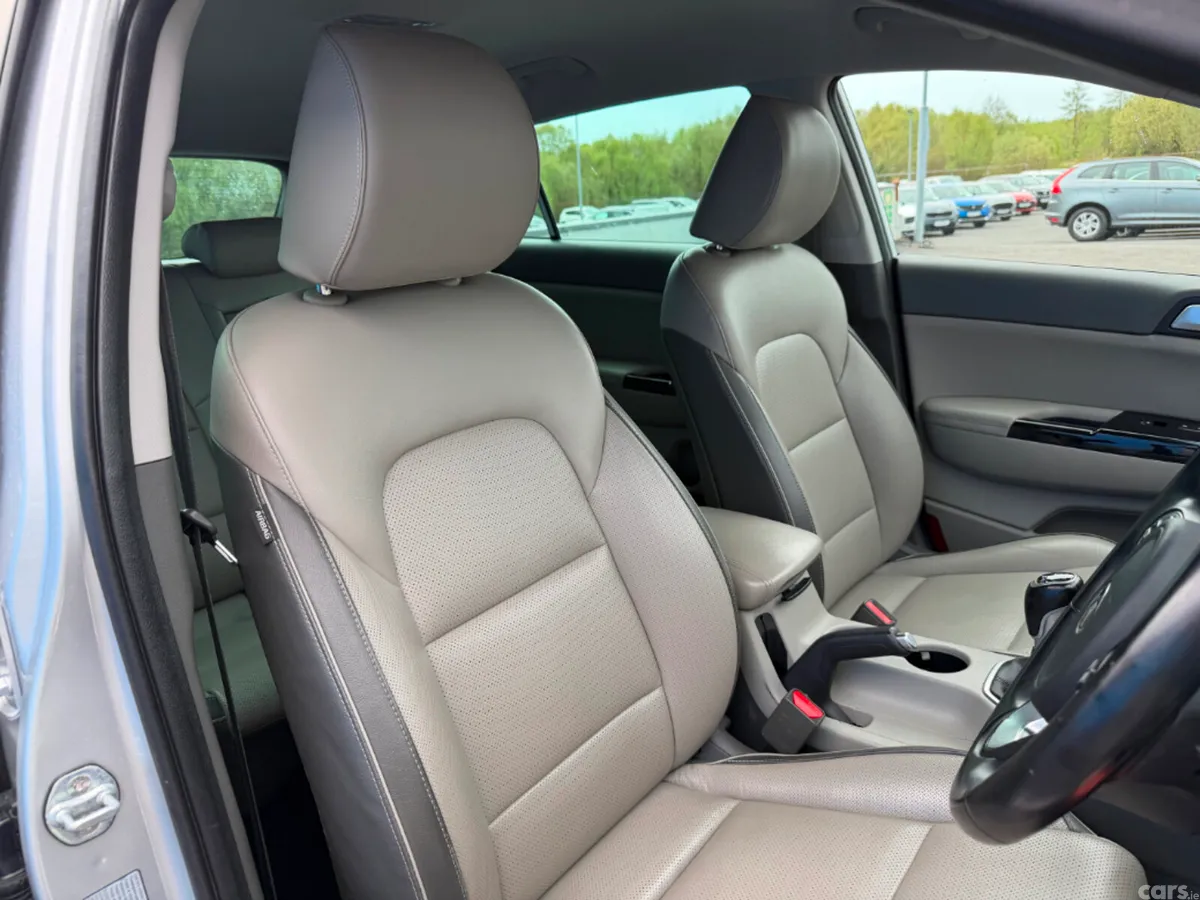 Kia Sportage MPV, Diesel, 2018, Grey