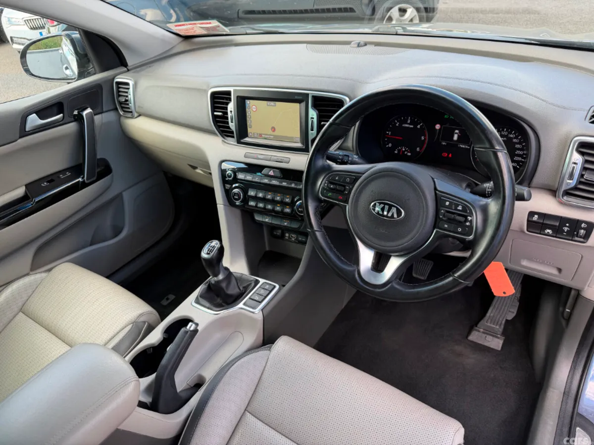 Kia Sportage MPV, Diesel, 2018, Grey