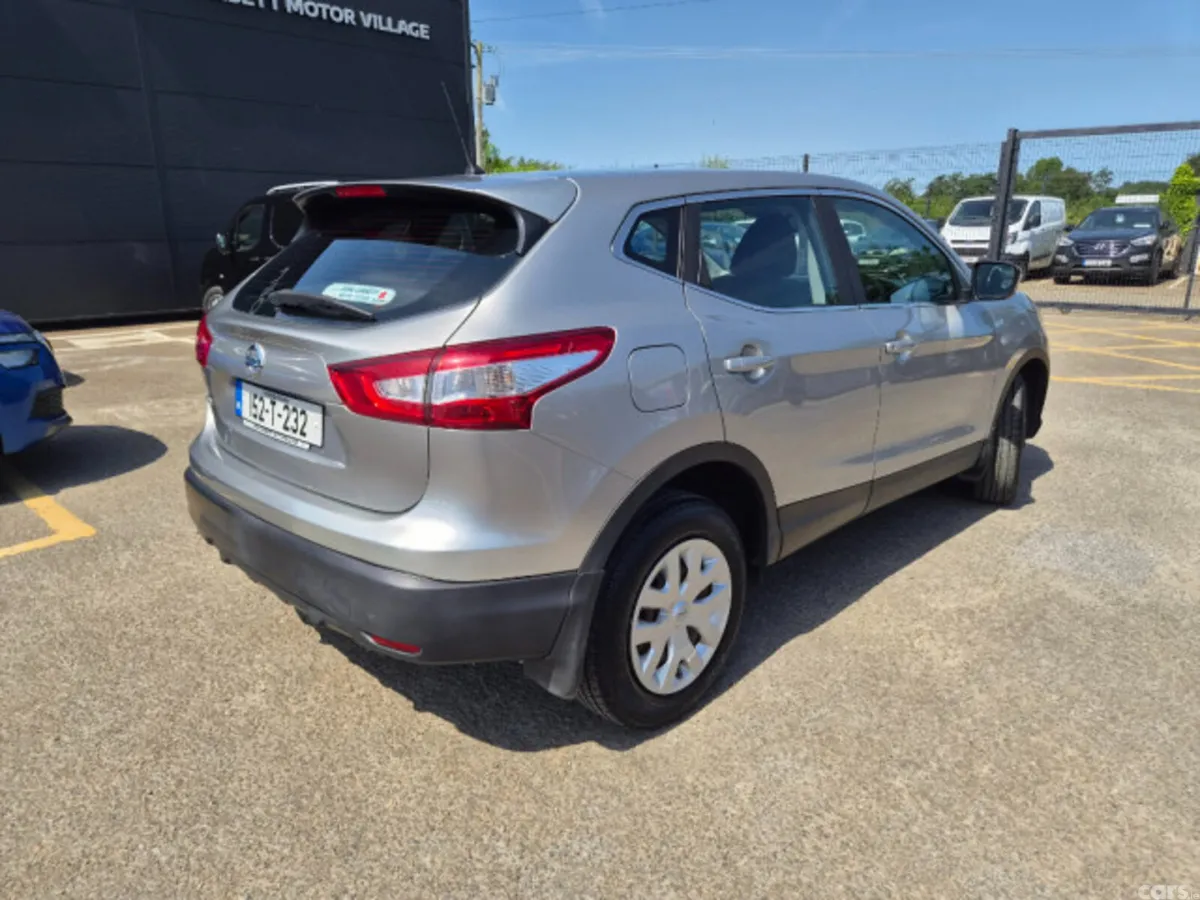 Nissan Qashqai MPV, Diesel, 2015, Silver