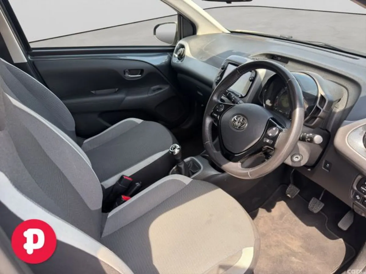 Toyota Aygo Hatchback, Petrol, 2021, Grey