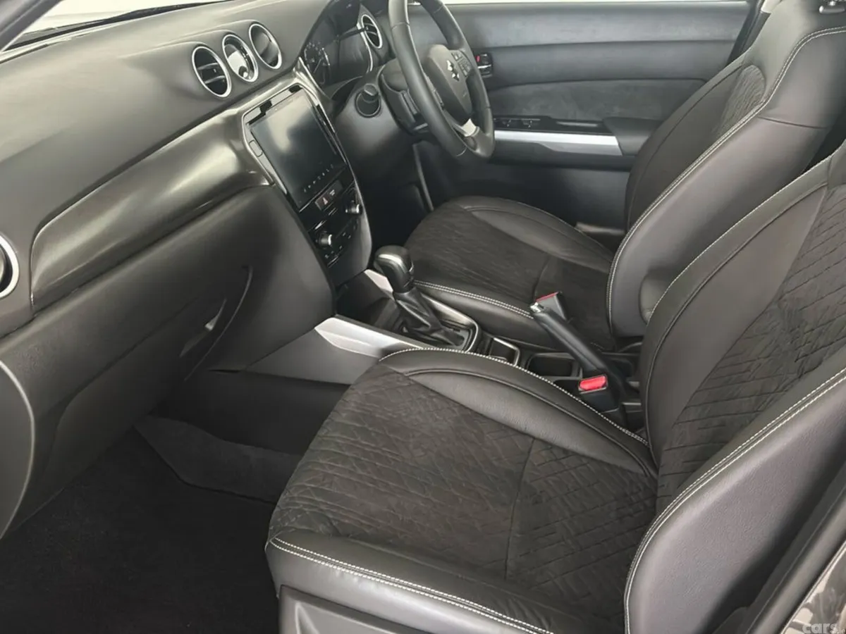 Suzuki Vitara SUV, Petrol Hybrid, 2025, Grey