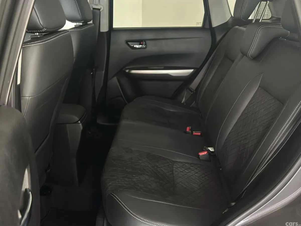 Suzuki Vitara SUV, Petrol Hybrid, 2025, Grey