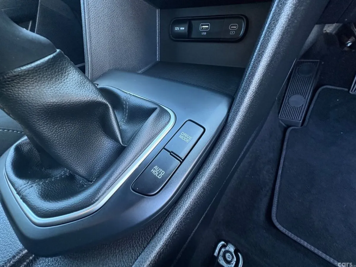 Kia Sportage SUV, Diesel Hybrid, 2023, Black