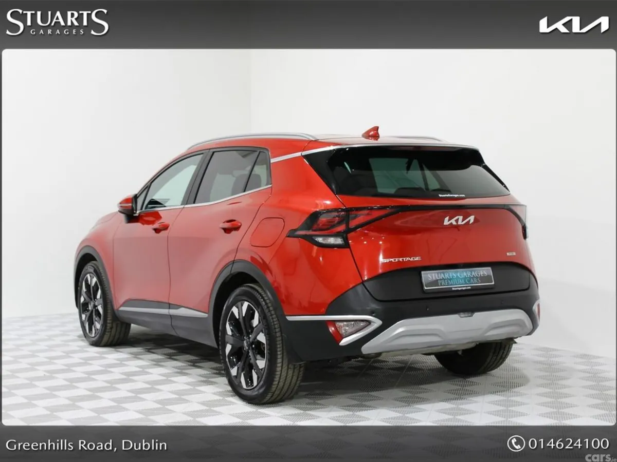 Kia Sportage MPV, Petrol Plug-in Hybrid, 2023, Red