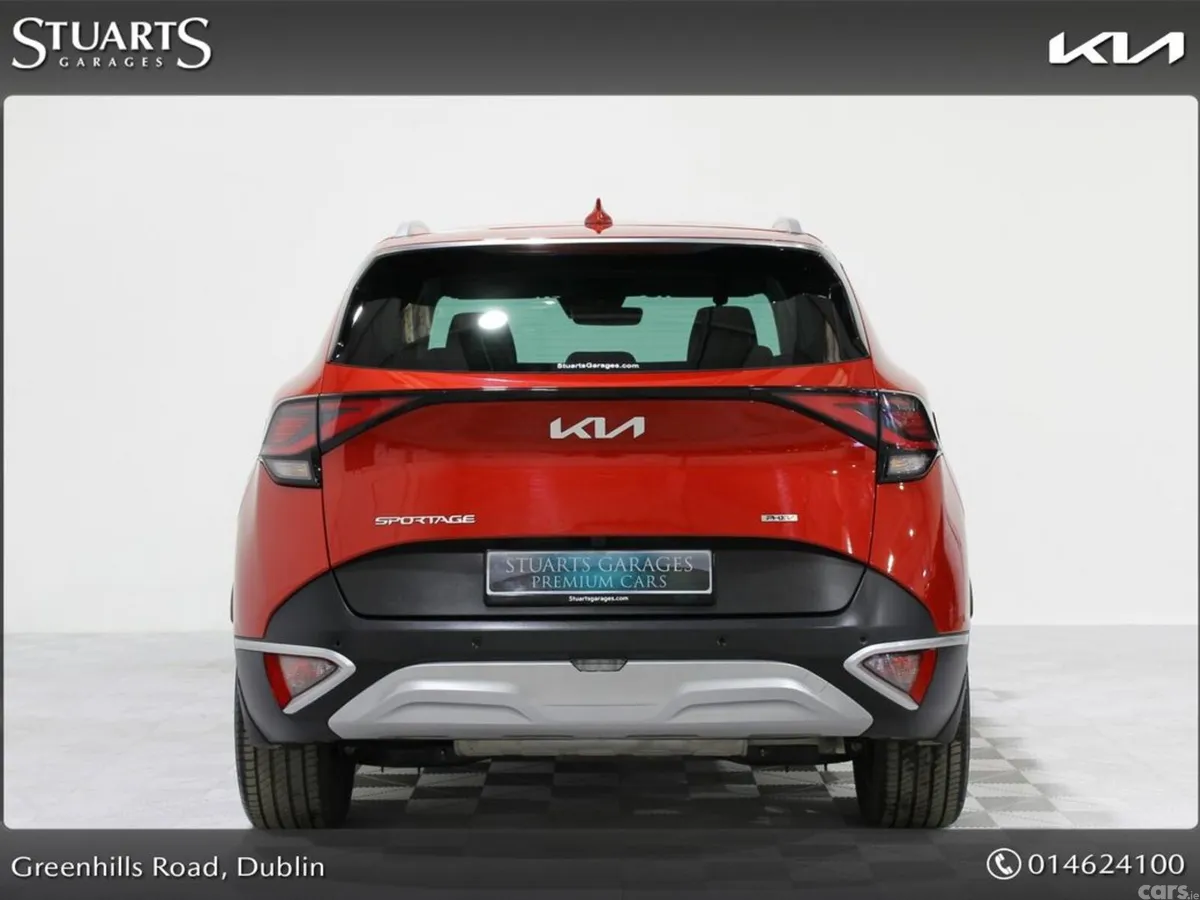Kia Sportage MPV, Petrol Plug-in Hybrid, 2023, Red