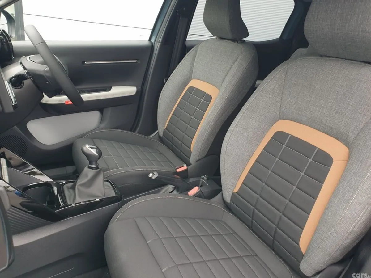 Citroen C3 Aircross SUV, Petrol, 2026, Blue