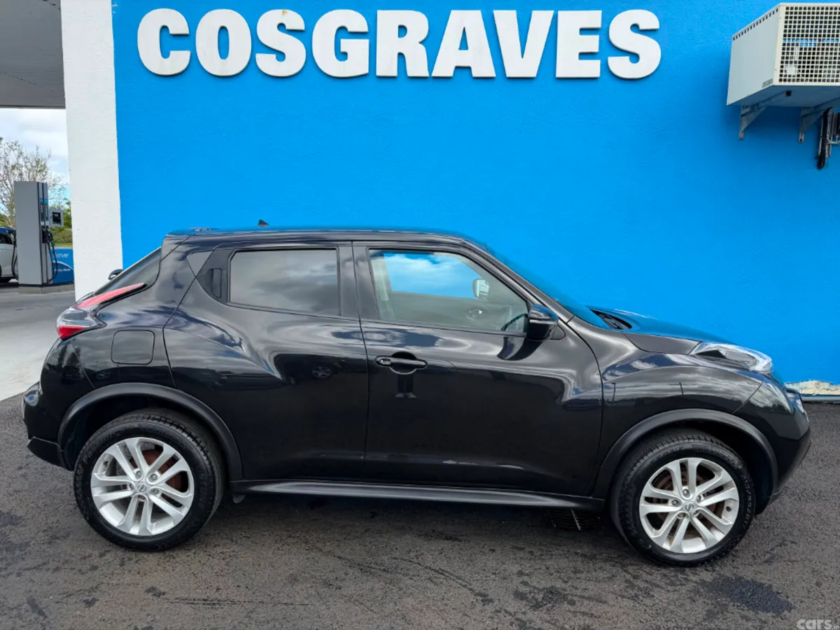 Nissan Juke Hatchback, Diesel, 2017, Black