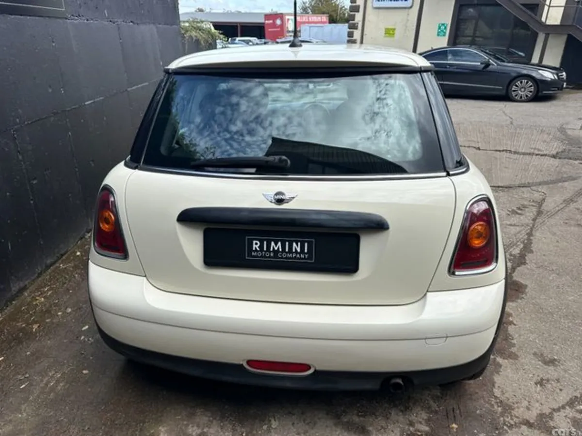 Mini Cooper Hatchback, Petrol, 2010, White