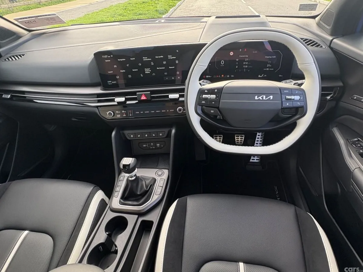 Kia Sportage SUV, Diesel, 2027, Blue