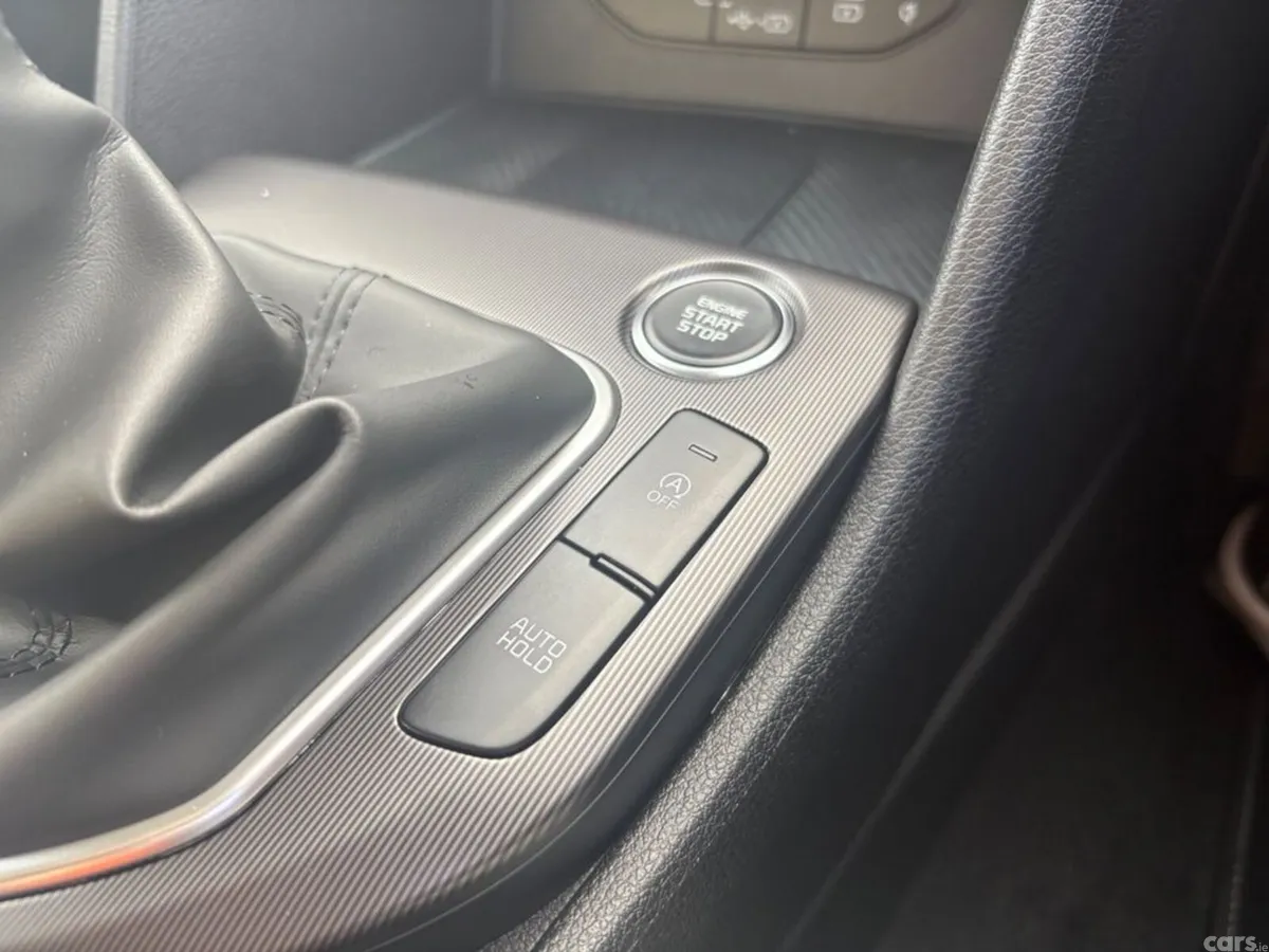 Kia Sportage SUV, Diesel, 2027, Blue