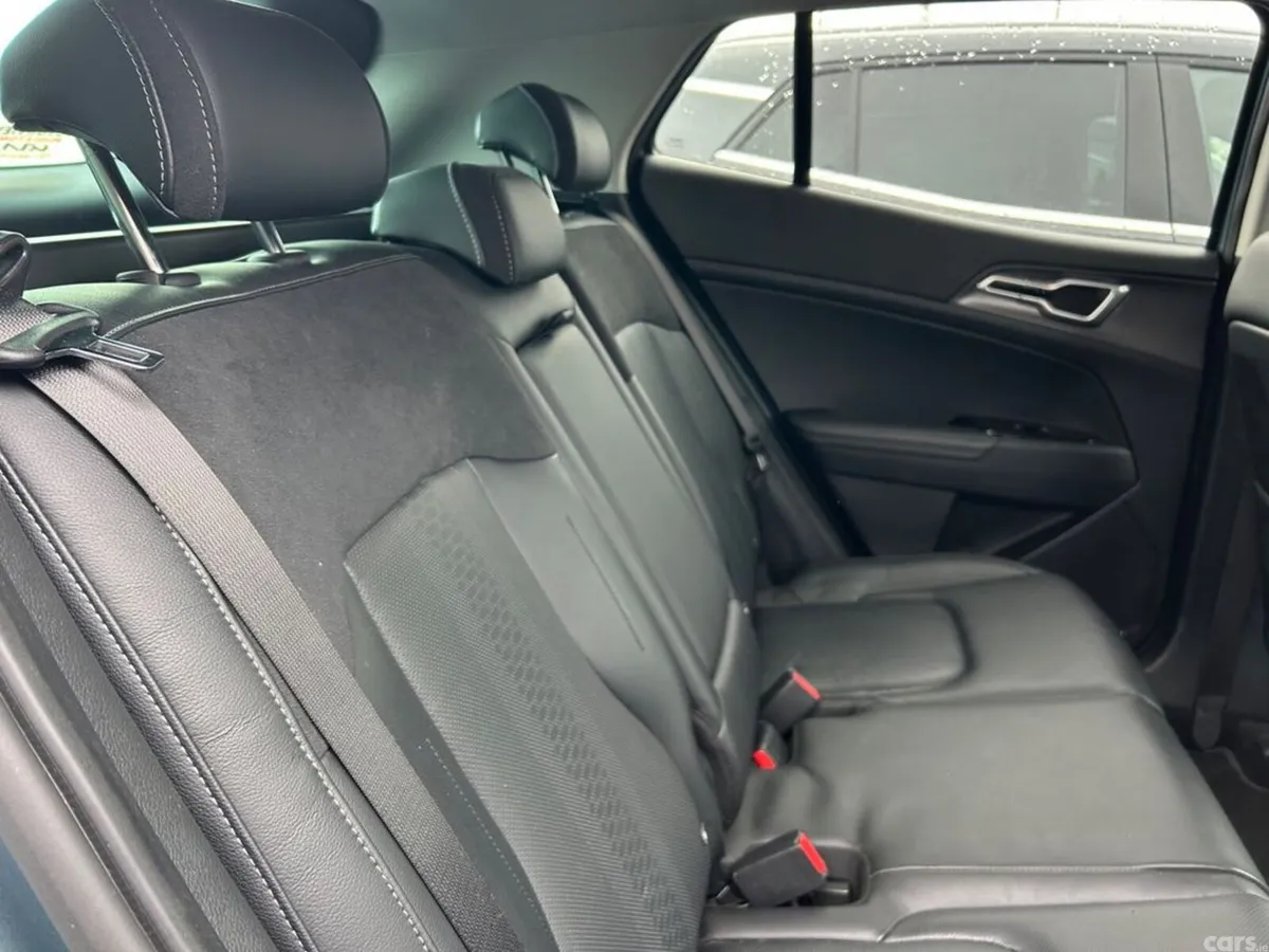 Kia Sportage SUV, Diesel, 2024, Grey
