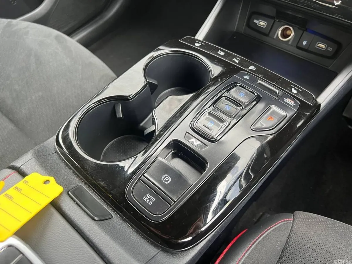 Hyundai Tucson SUV, Petrol Plug-in Hybrid, 2023, Grey