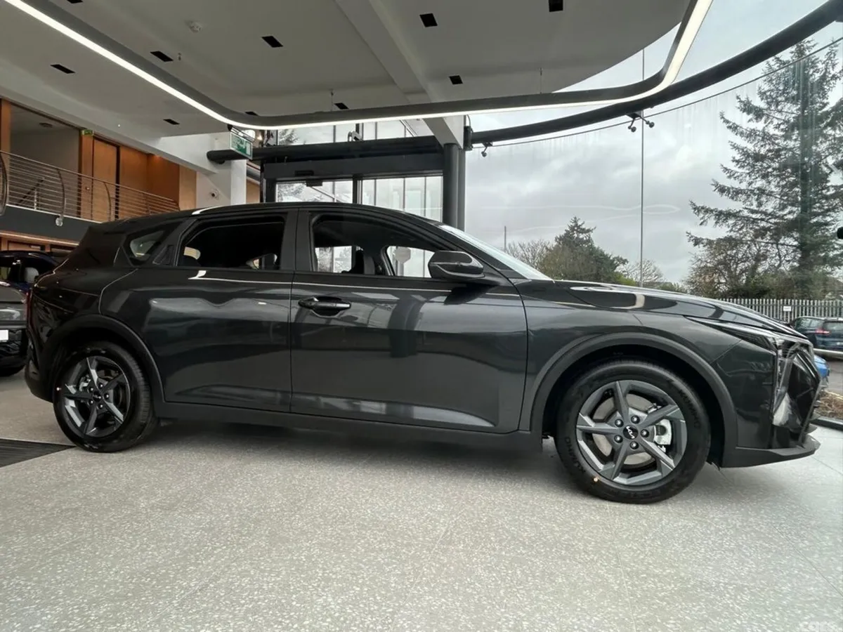 Kia K4 Hatchback, Petrol, 2027, Black
