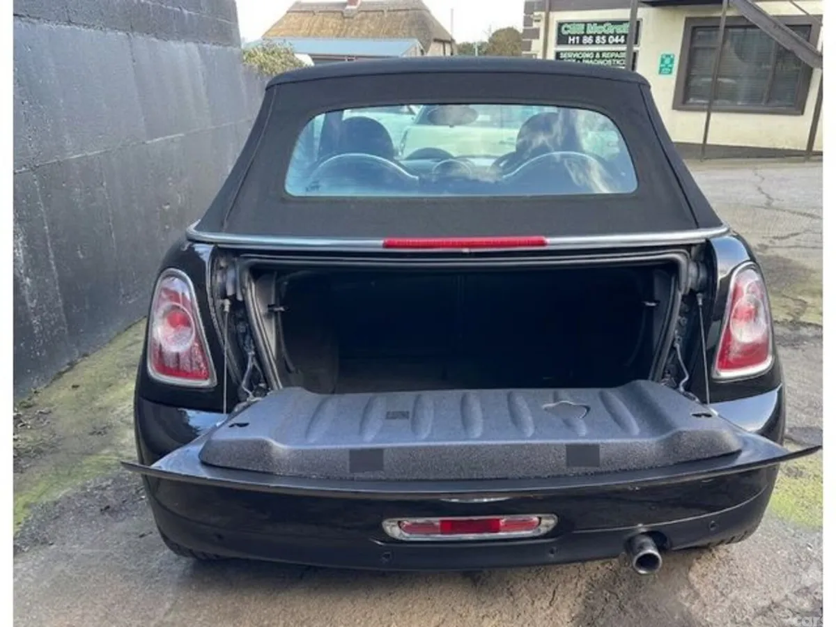 Mini Cooper Convertible, Petrol, 2012, Black